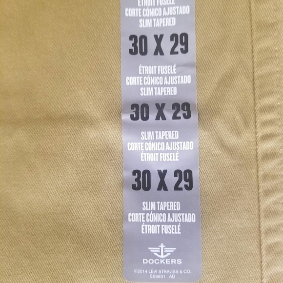 Dockers Alpha Khaki slim tapered pants with stretch - Picture 4 of 5